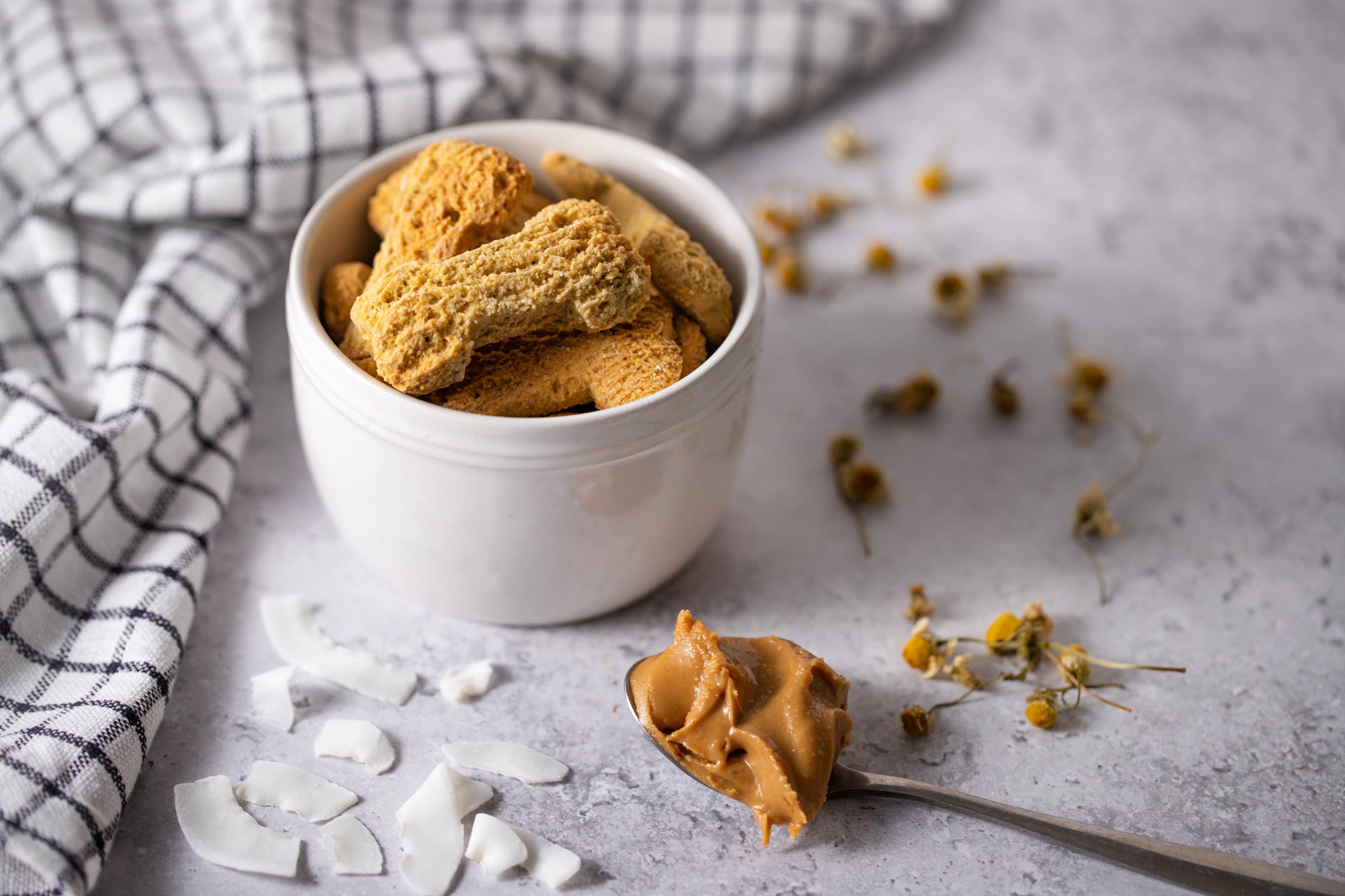 Herbal Dog Bedtime Biscuit Treats - Grain Free: Pouch (Single) - Home Compostable