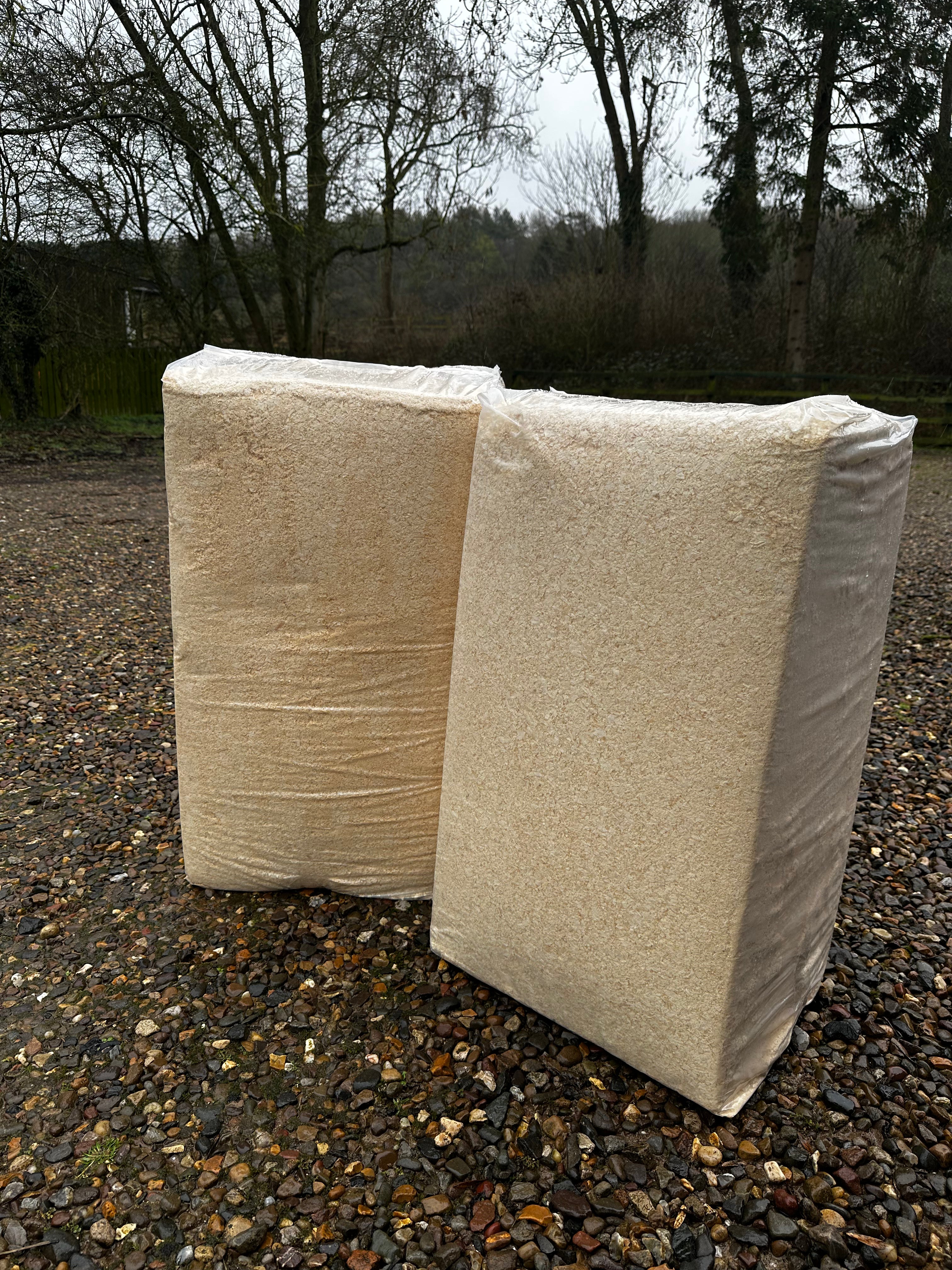 Moorside Dust Extracted Wood Shavings - Large Bale (Approx. 25kg)